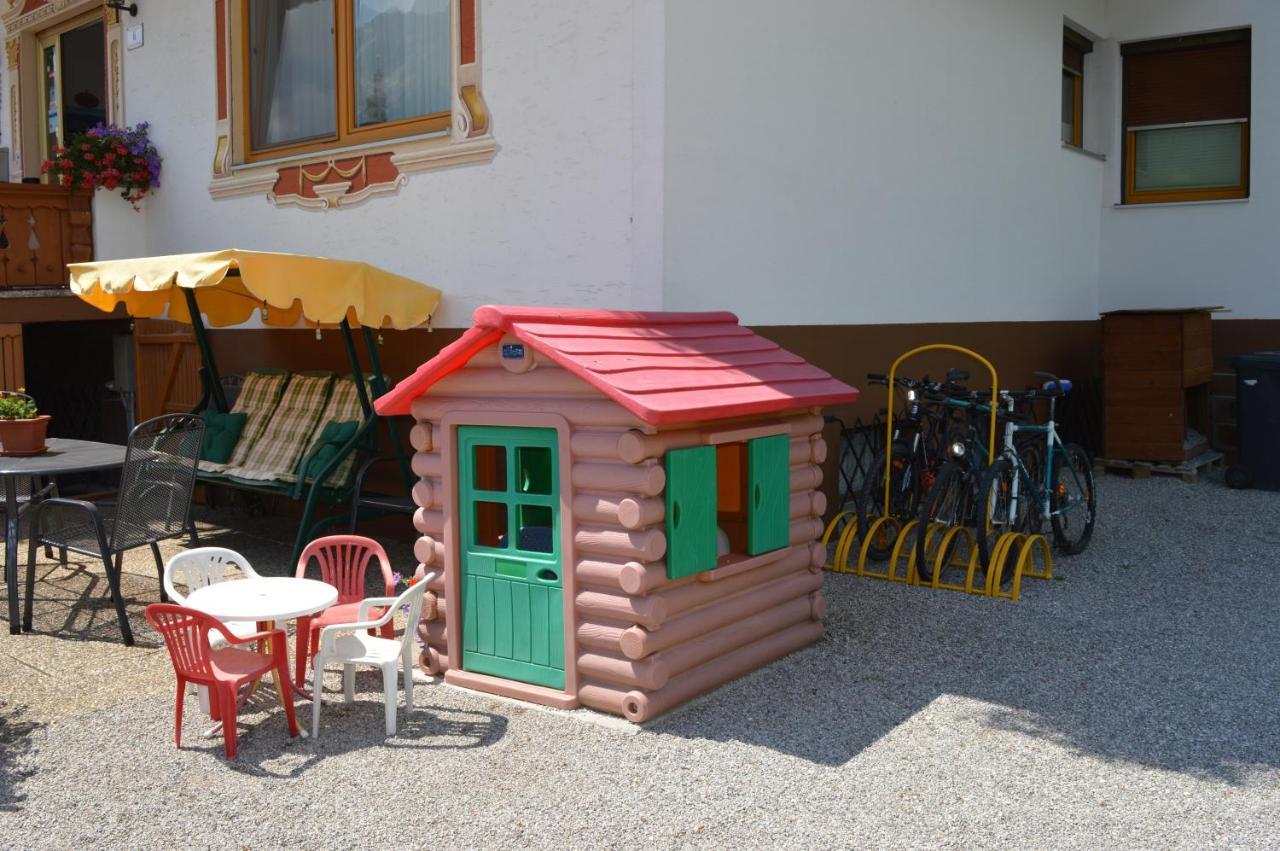 Hotel Tirolerhof à Lermoos Extérieur photo
